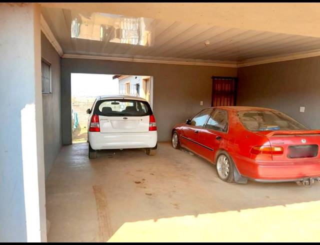 3 BEDROOM HOUSE FOR SALE IN MOHLAKENG